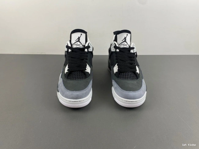1st Kicks FQ8138-002 Fear 4 Air Jordan 0825